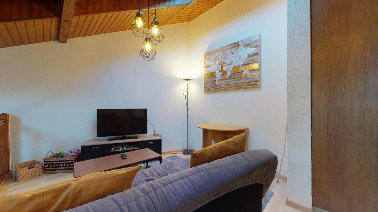 Beautiful 2 Bedrooms Apartment, Perfectly Located In Saillon Bagian luar foto